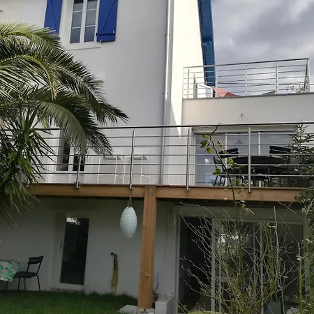 Charmante Maison A ヴィラ